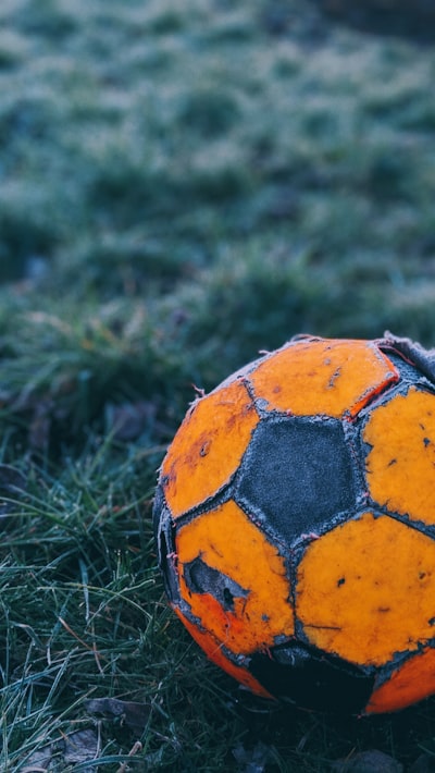 شرح الدوري المصريتاريخ، أبطال، وأهمية كرة القدم في مصر